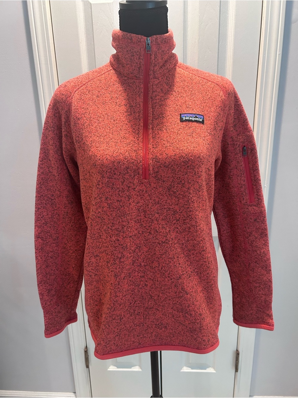 Patagonia Better Sweater 1/4 Zip Pullover Fleece Jacket in Coral. Size M